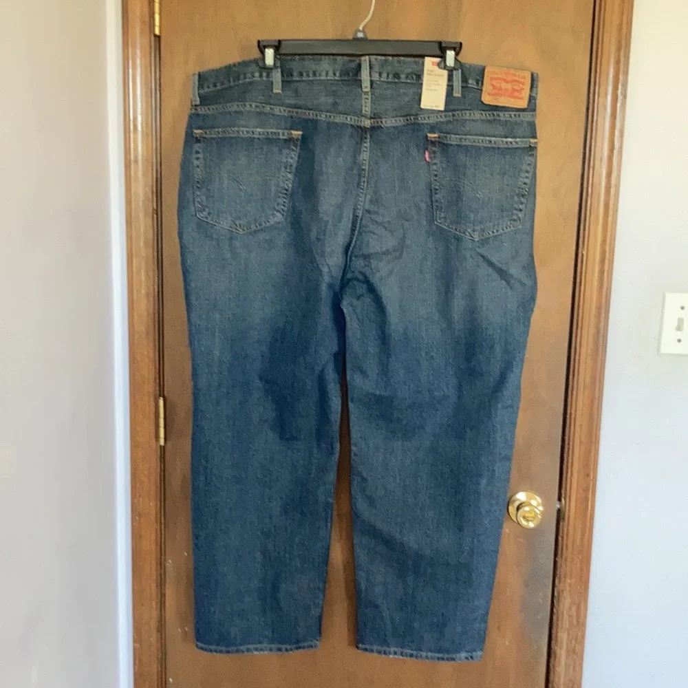 Levi’s 550 relaxed jean loose through thigh tapered leg cotton